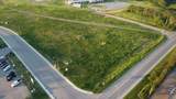 6902 Voyageur Way - Photo 10