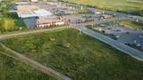6902 Voyageur Way - Photo 8