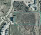 2300 Pelican Close - Photo 1
