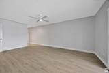 1511 Lakeside Green - Photo 23