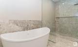 7121 May Crescent - Photo 17