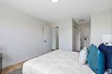 11105 9 Avenue - Photo 20