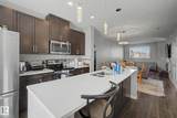 320 Secord Boulevard - Photo 8