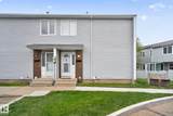 66 Amberly Crest - Photo 1