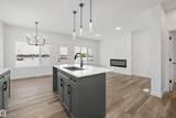 18931 28 Avenue - Photo 11