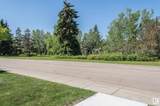 156 Laurier Drive - Photo 4
