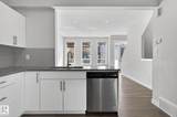 1051 Graydon Hill Boulevard - Photo 4