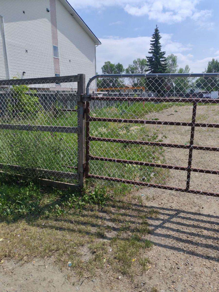 https://bt-photos.global.ssl.fastly.net/alberta/orig_boomver_1_43689014-2.jpg