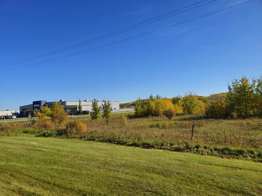 https://bt-photos.global.ssl.fastly.net/alberta/1280_boomver_1_44604704-2.jpg