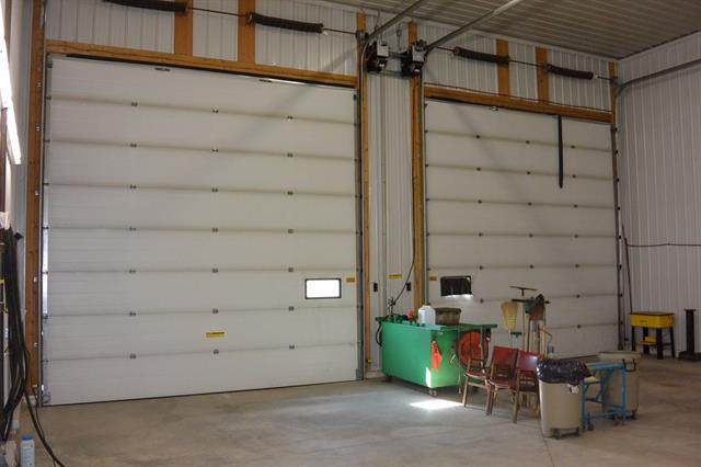 https://bt-photos.global.ssl.fastly.net/alberta/orig_boomver_1_44654330-2.jpg