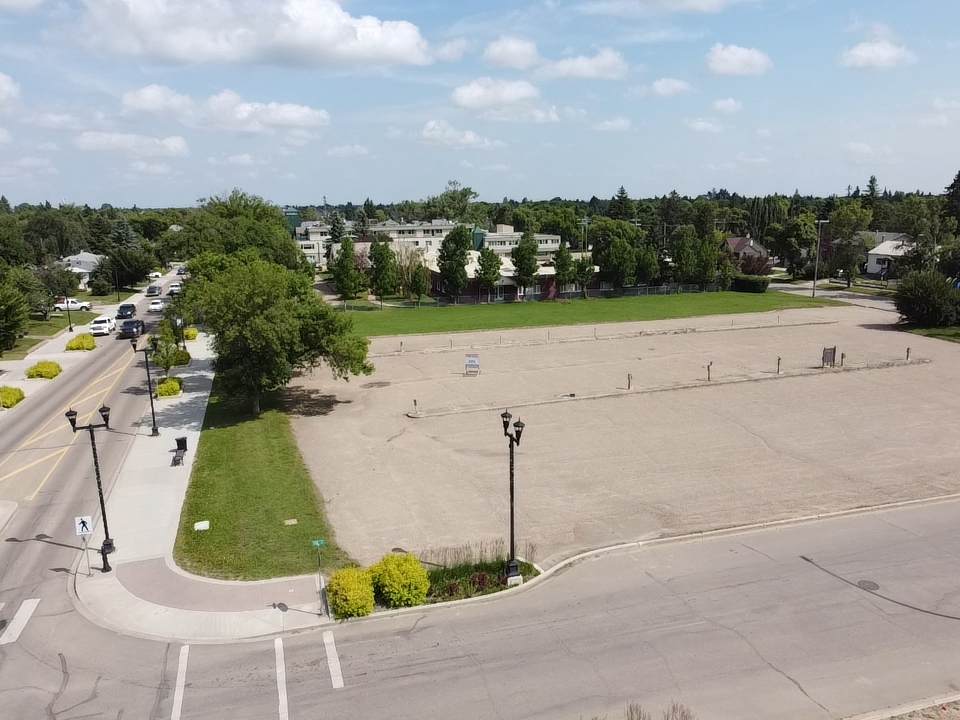 https://bt-photos.global.ssl.fastly.net/alberta/orig_boomver_1_45379336-2.jpg