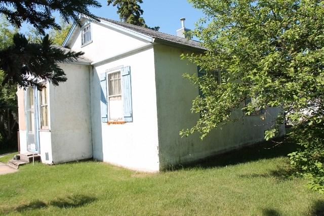 4822 51 Street - Photo 1