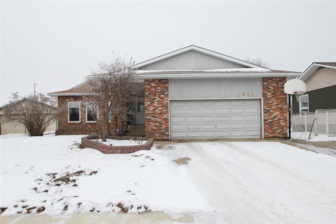 5122 44 Avenue - Photo 1