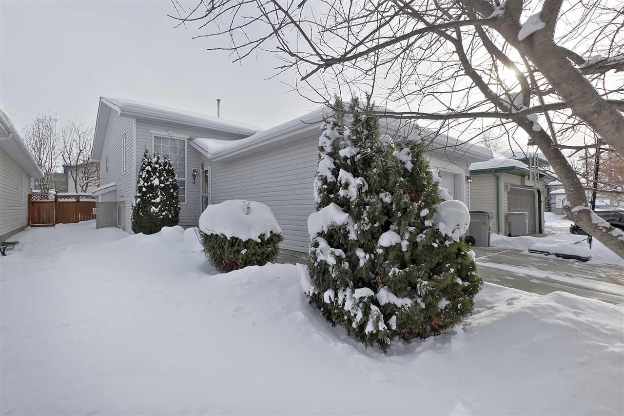 58 La Costa Fairway Close - Photo 1