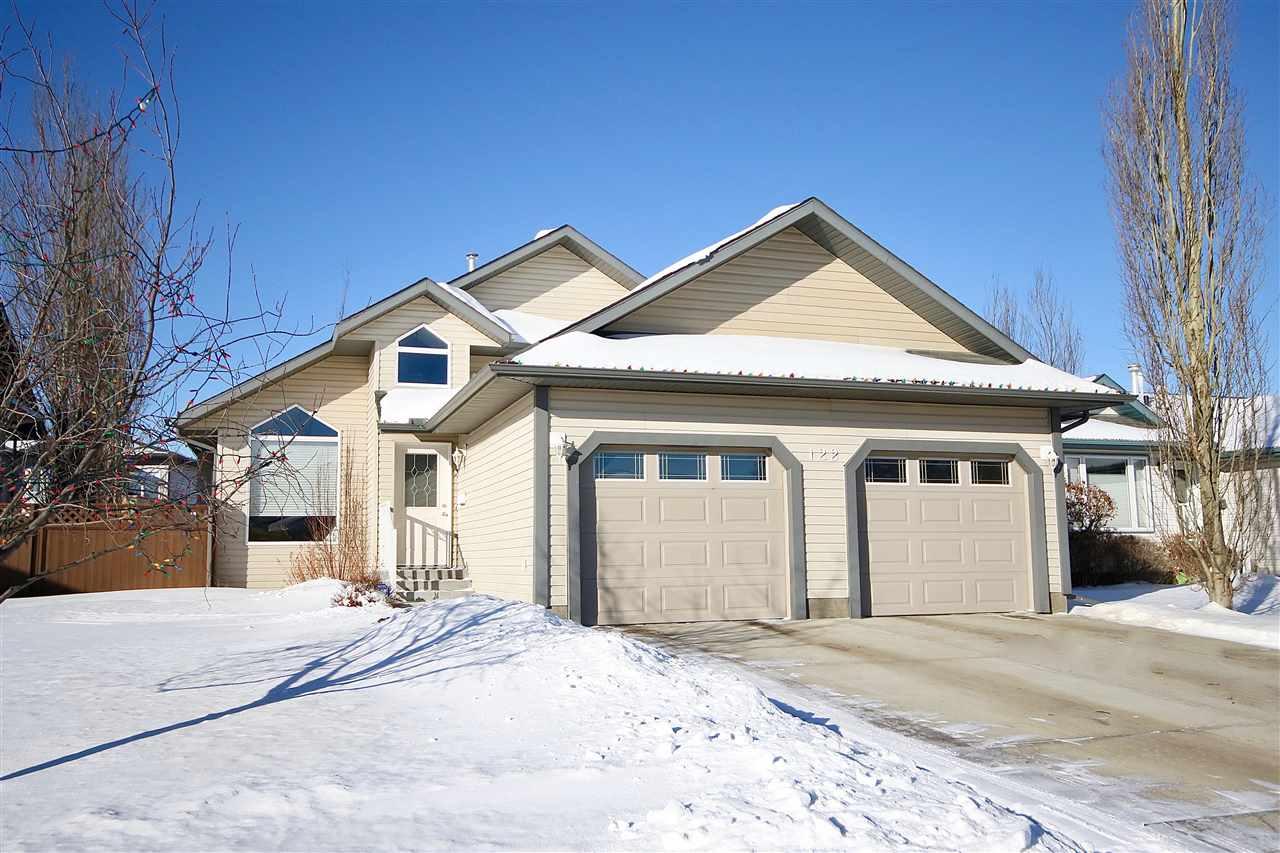 122 Parkside Drive - Photo 1