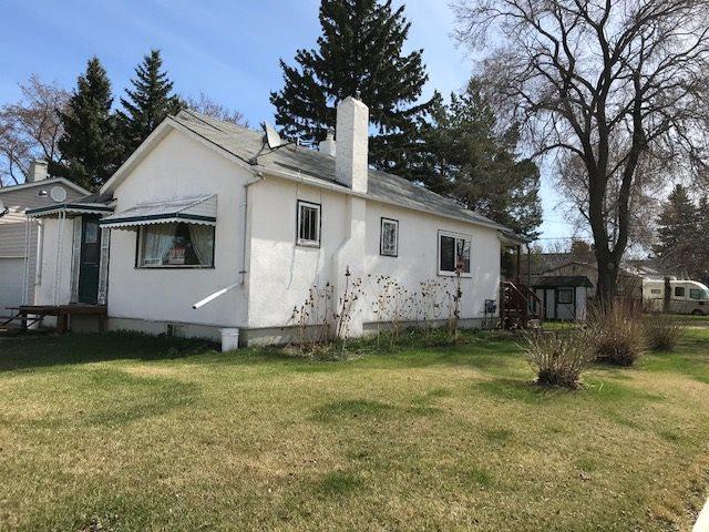 5203 50 Street - Photo 1