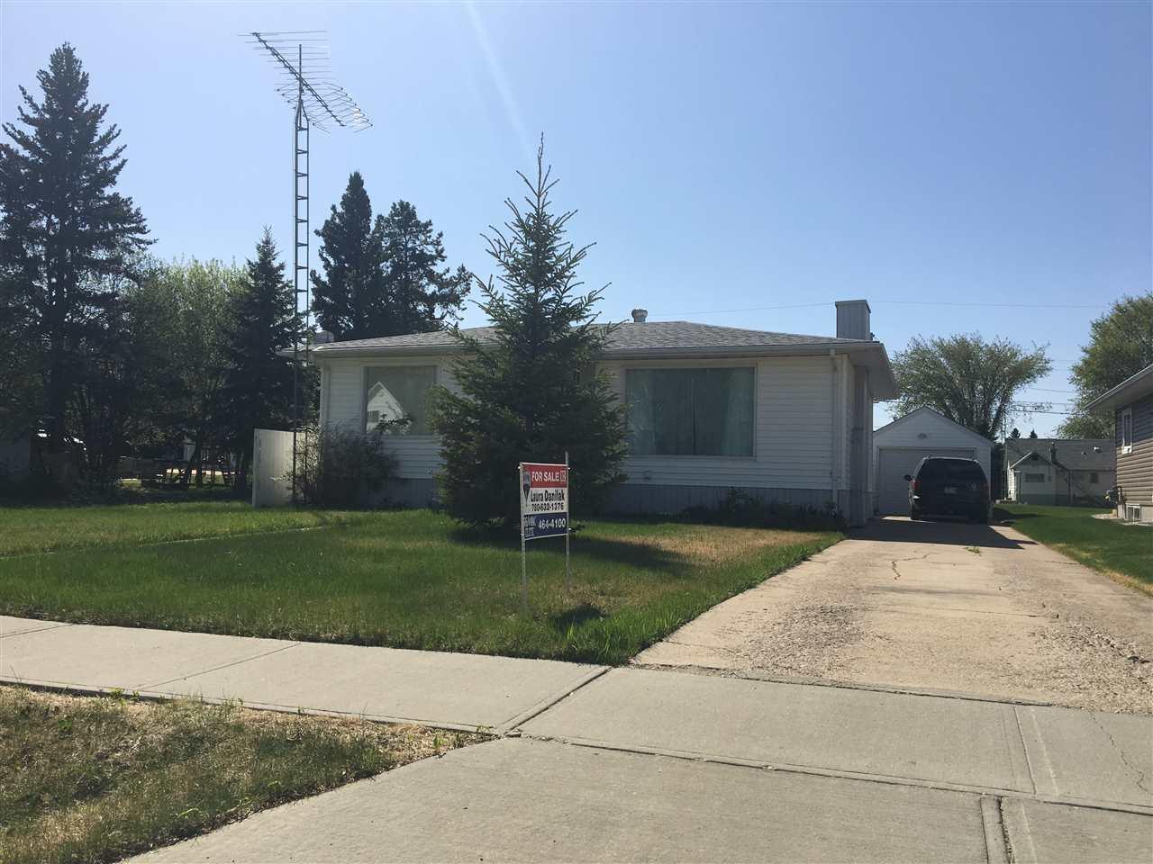 4418 49A STREET - Photo 1