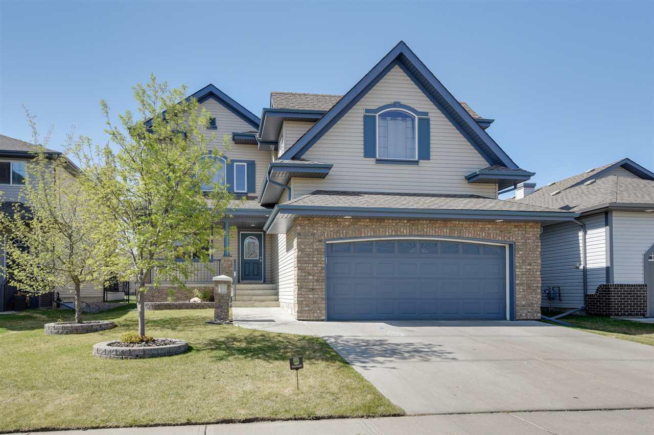 19 Richelieu Crescent - Photo 1