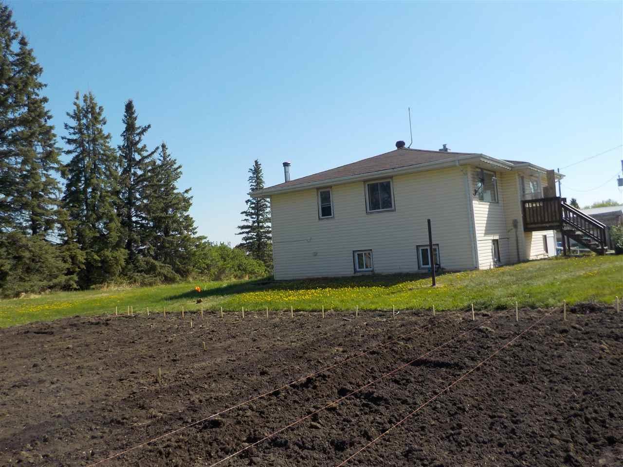 5310 52Ave Avenue - Photo 1