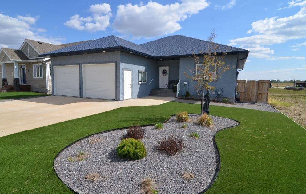 6107 52 Ave - Photo 1