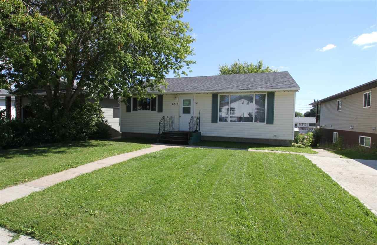 4813 49 Avenue - Photo 1