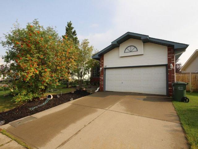 81 Meadowview Drive - Photo 1