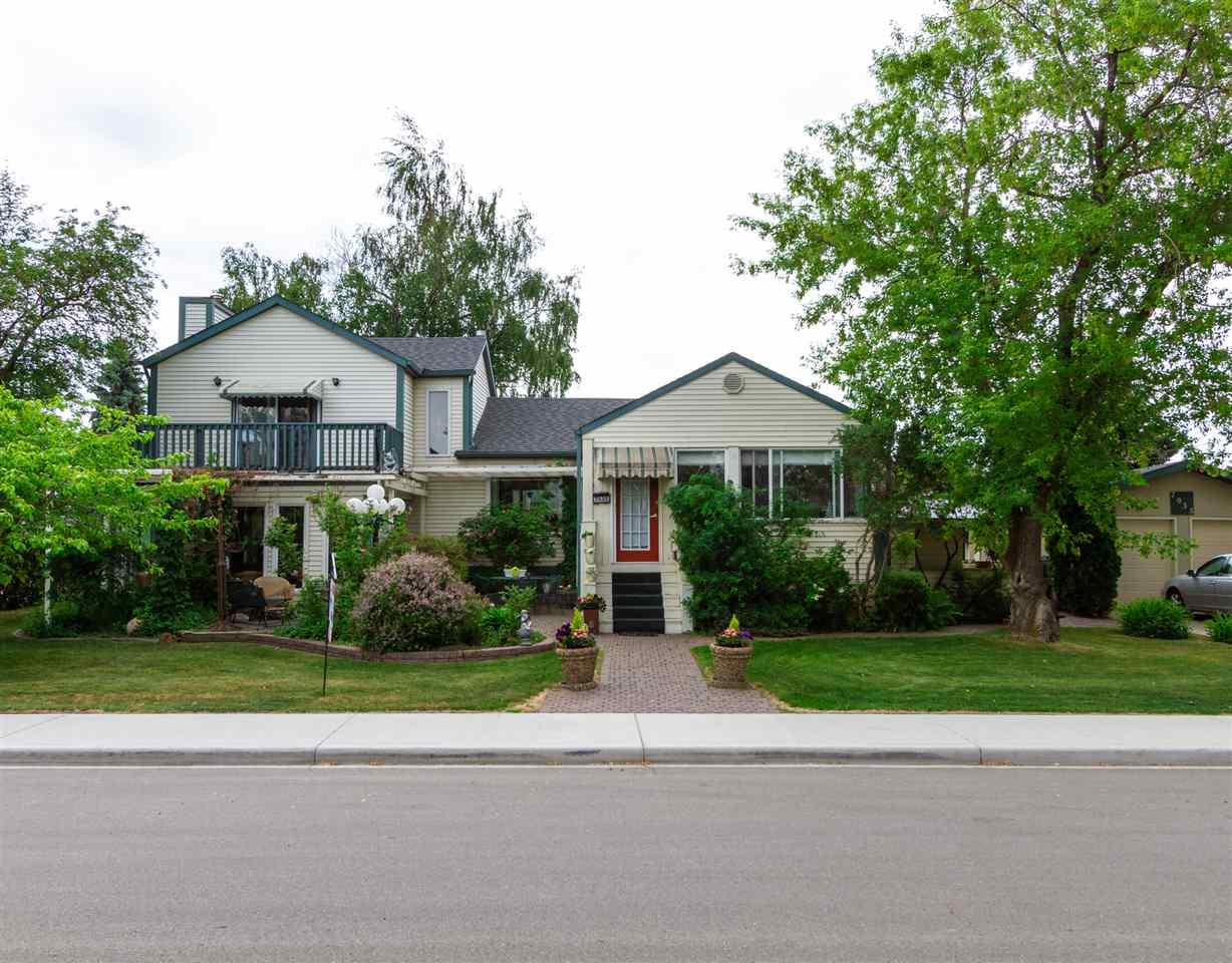 7035 81 Street - Photo 1
