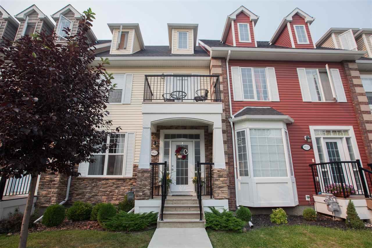 9822 105 Avenue - Photo 1