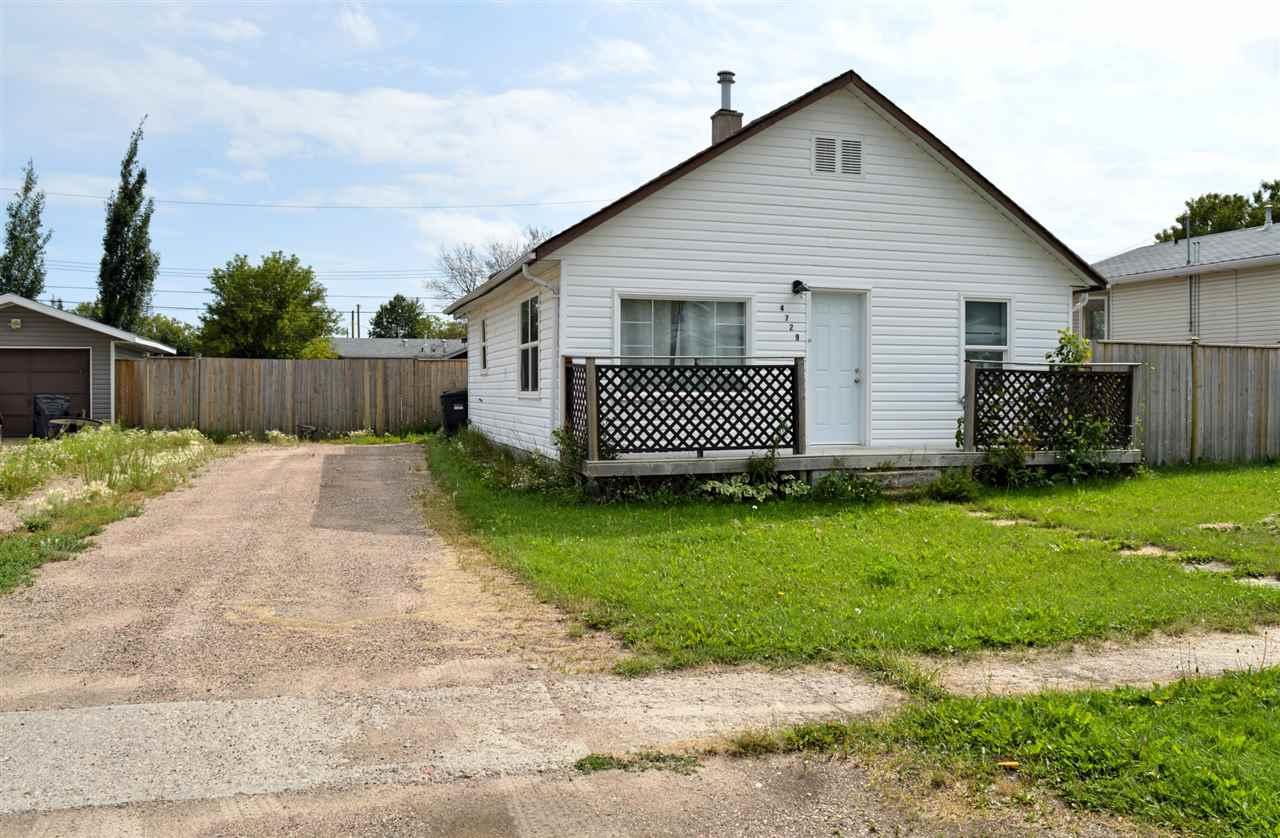 4729 49 Avenue - Photo 1