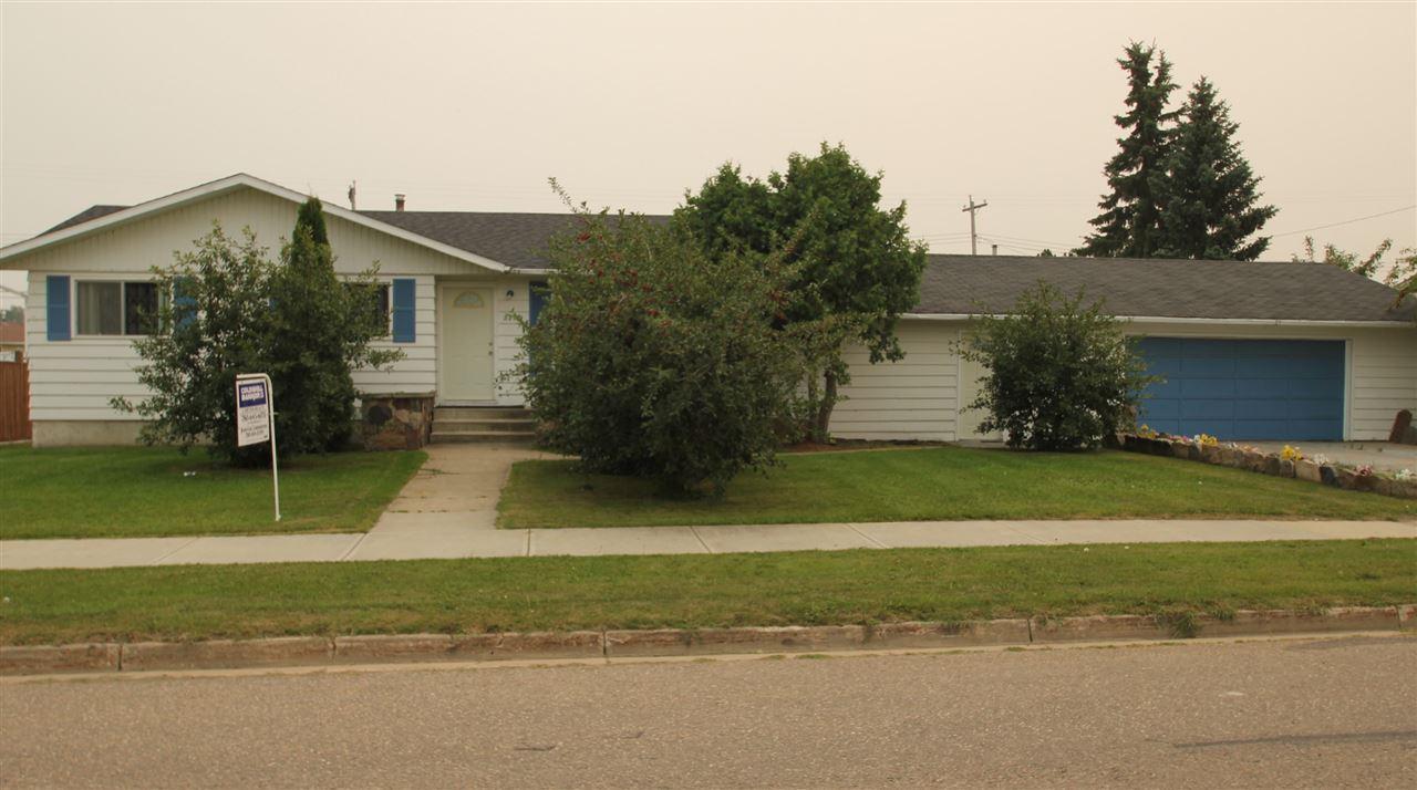 5209 46 Avenue - Photo 1