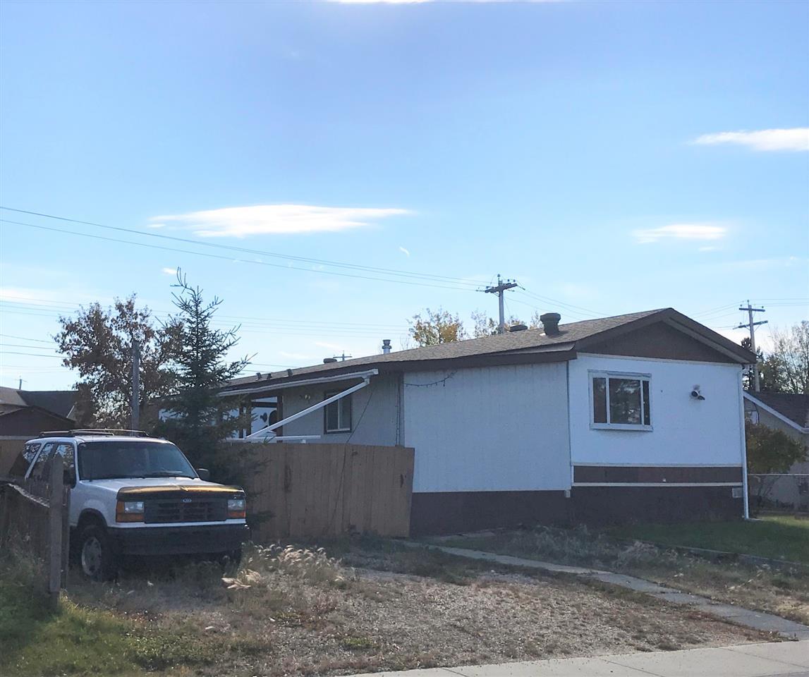 5023 48 Ave - Photo 1