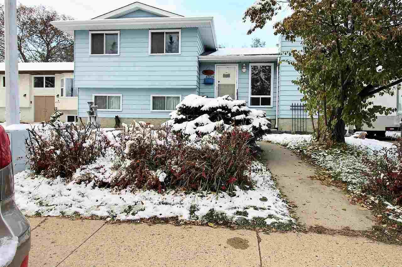 4704 17 Avenue - Photo 1