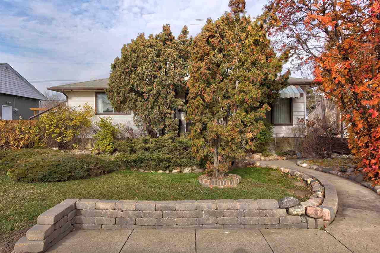 11610 111 Avenue - Photo 1