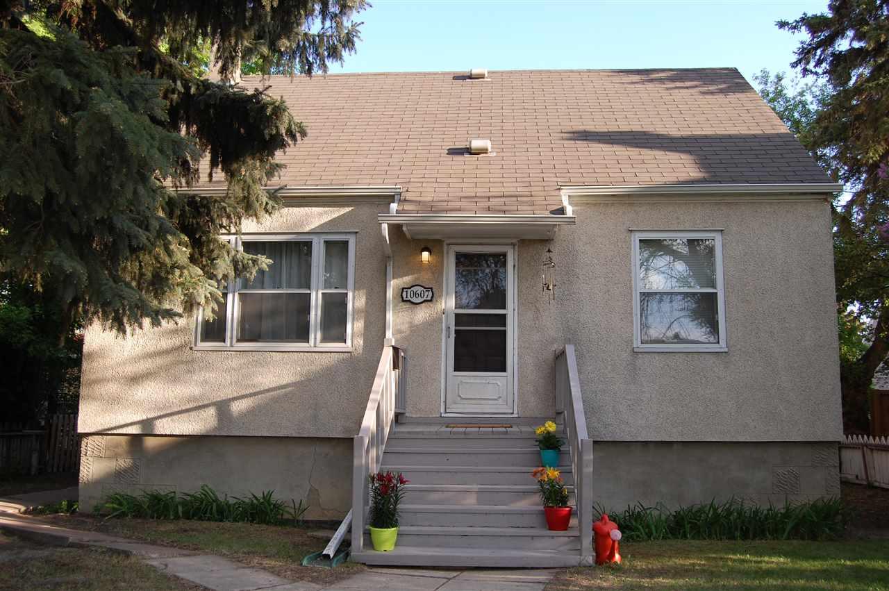 10607 University Avenue - Photo 1