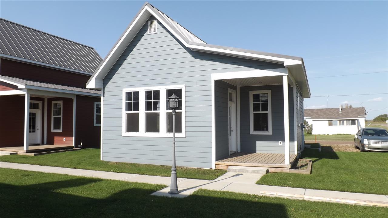 4908 51 Street - Photo 1