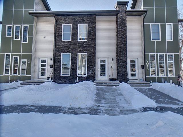 9013 92 Avenue - Photo 1