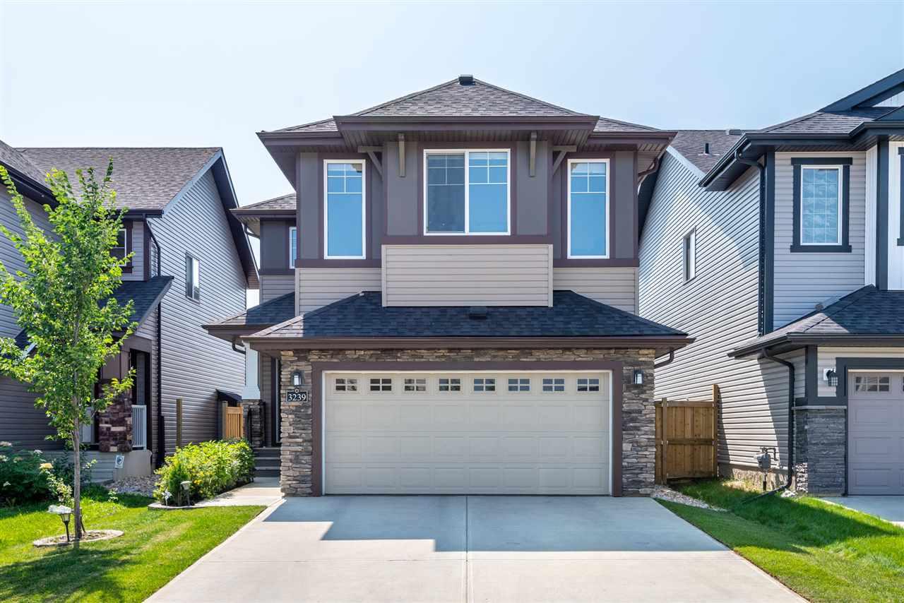 3239 Abbott Crescent - Photo 1