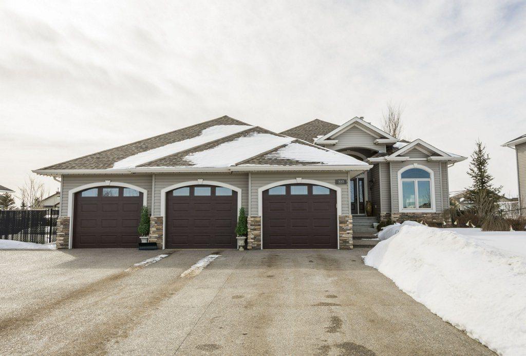 227 Greenfield Way - Photo 1