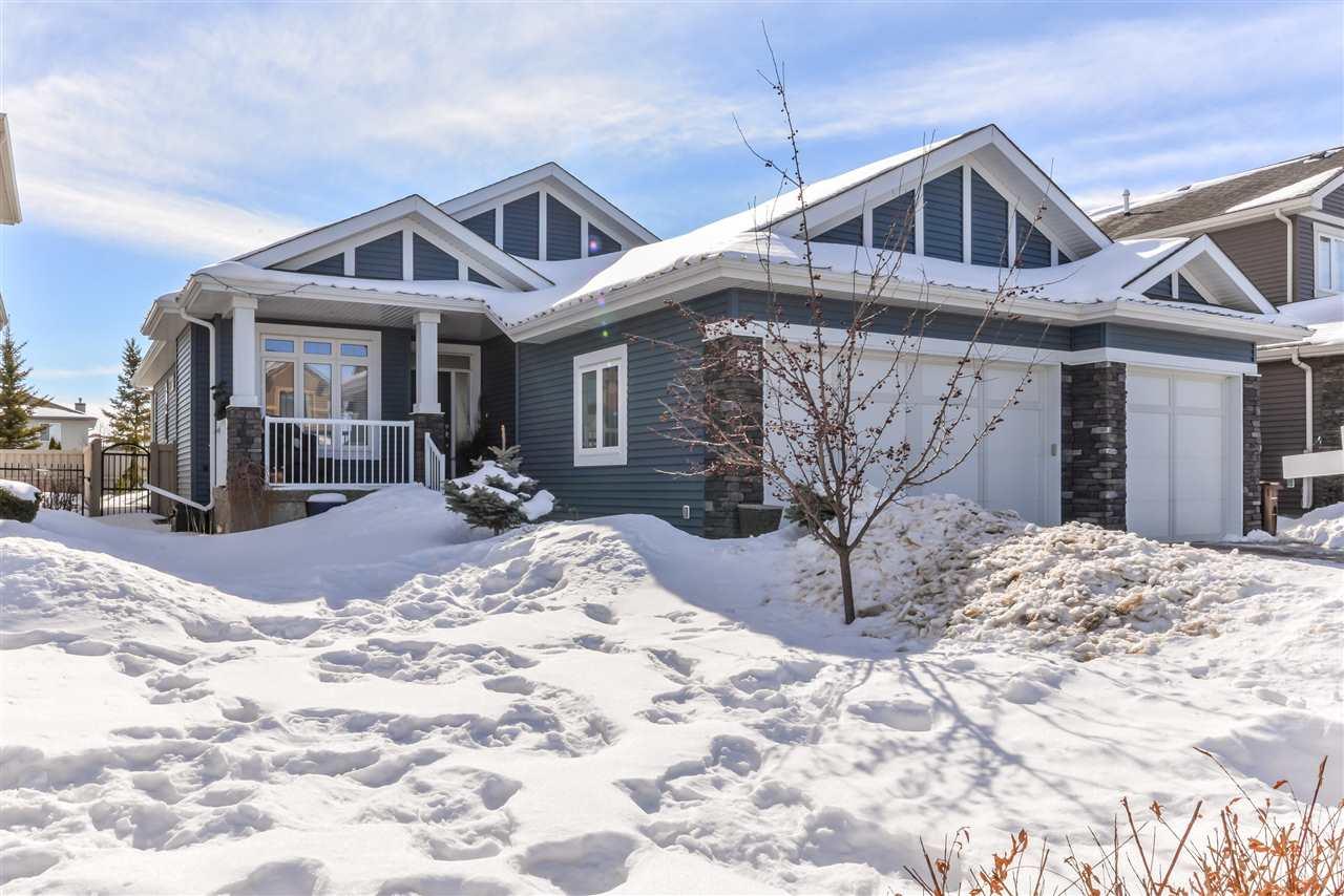 11 Executive Way - Photo 1