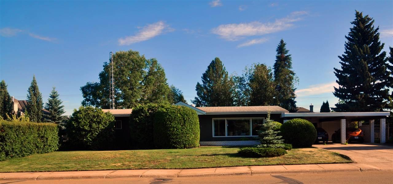 5113 45 Avenue - Photo 1