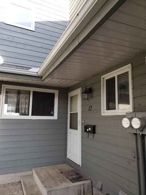 17 4610 17 Avenue - Photo 1