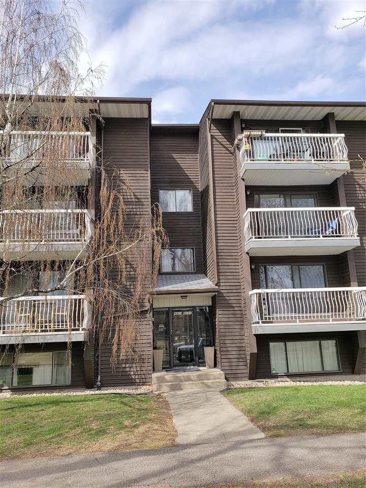202 9904 90 Avenue - Photo 1