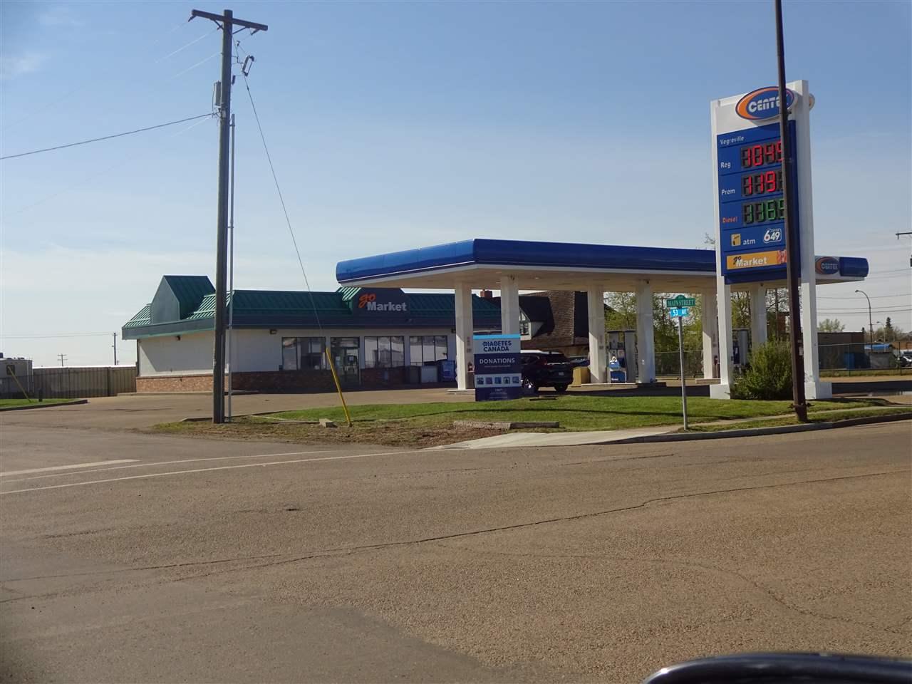 5221 50 ST - Photo 1