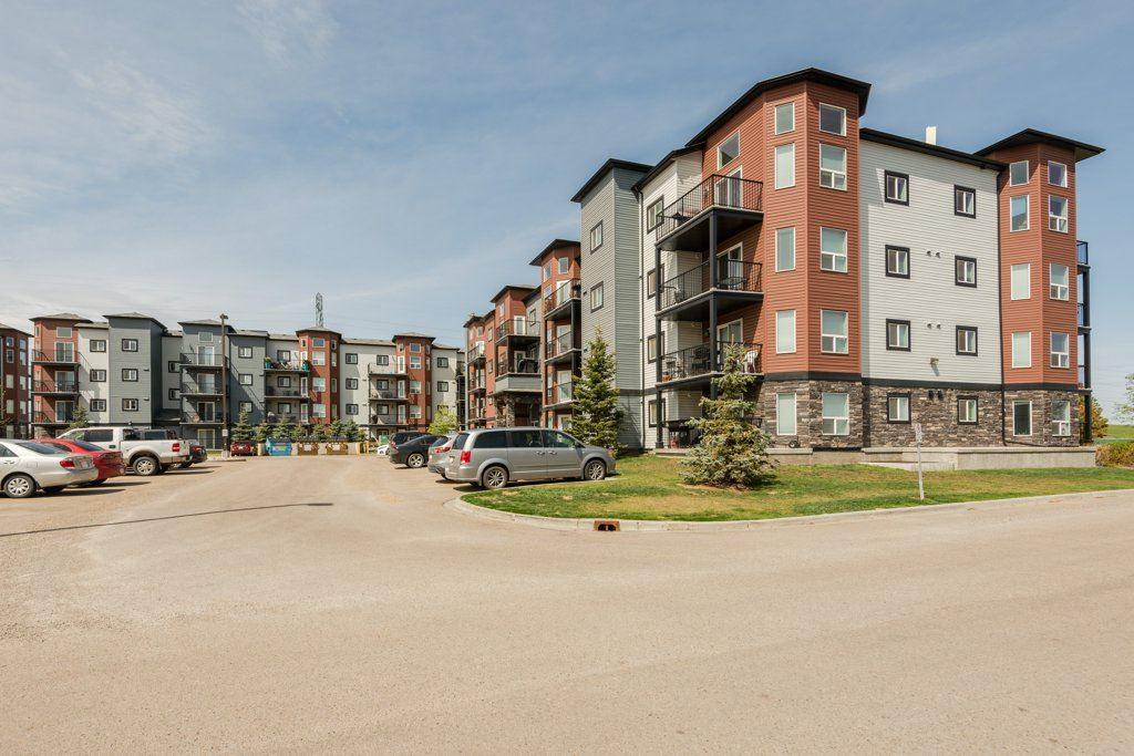 205 400 Silver_Berry Road - Photo 1