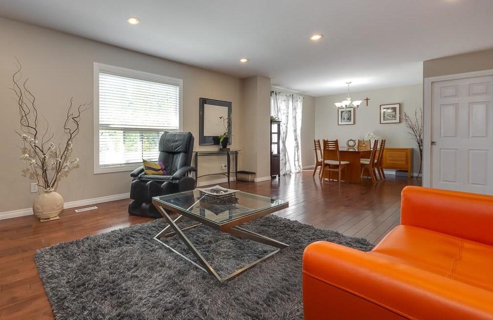 35 4630 17 Avenue - Photo 1