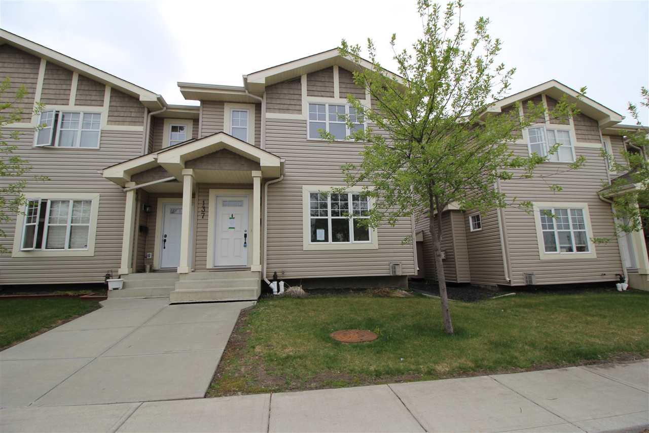 137 Birchwood Close - Photo 1