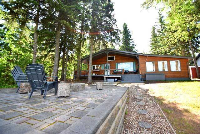 426 Spruce Ave, Skeleton Lake - Photo 1