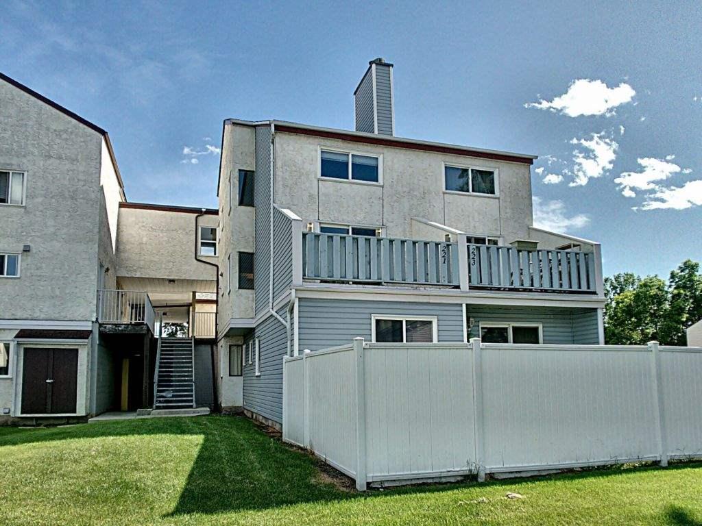 221 Lancaster Terrace - Photo 1