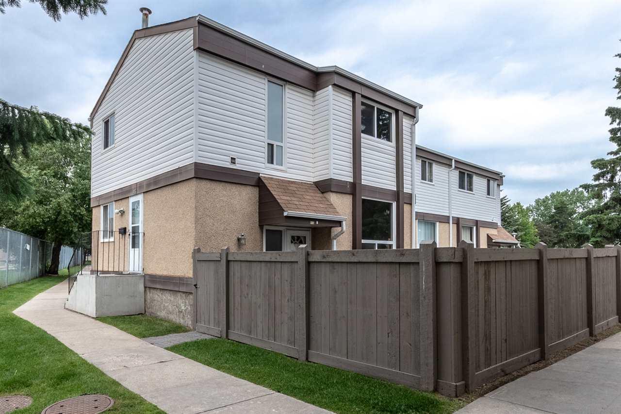 813 Erin Place - Photo 1