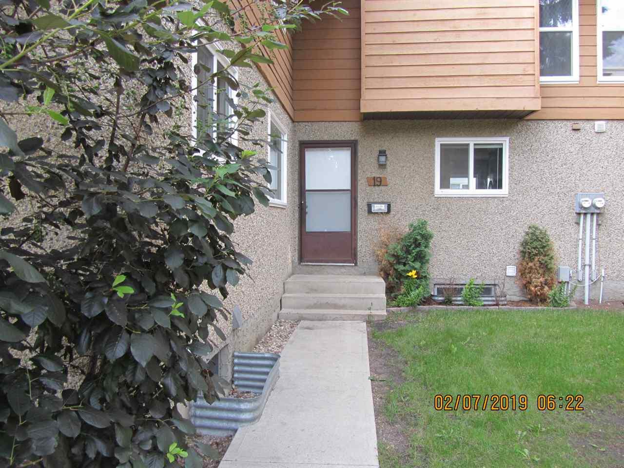 # 19 3812 20 Avenue - Photo 1